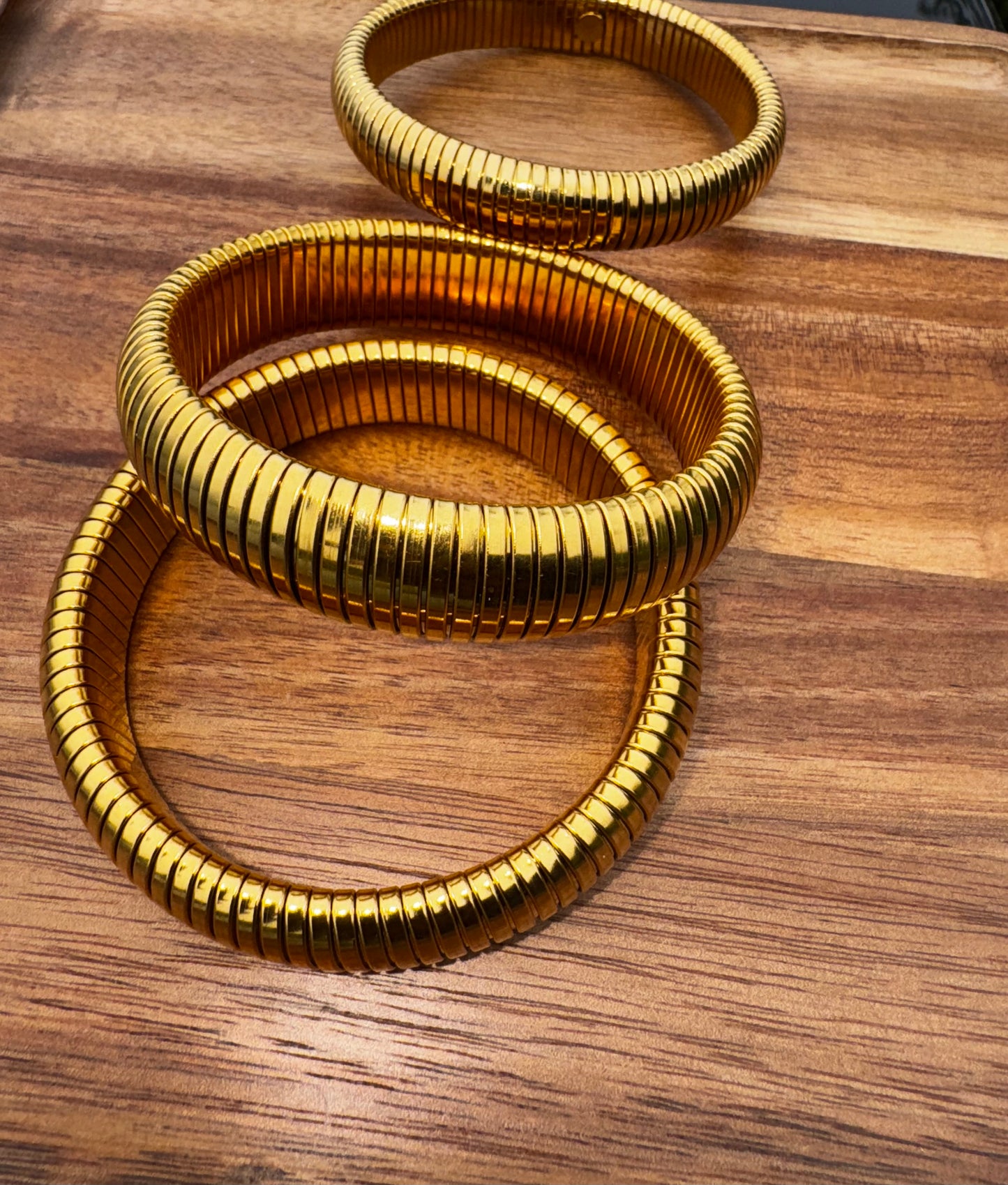 “SUNDAZE” BANGLE SET